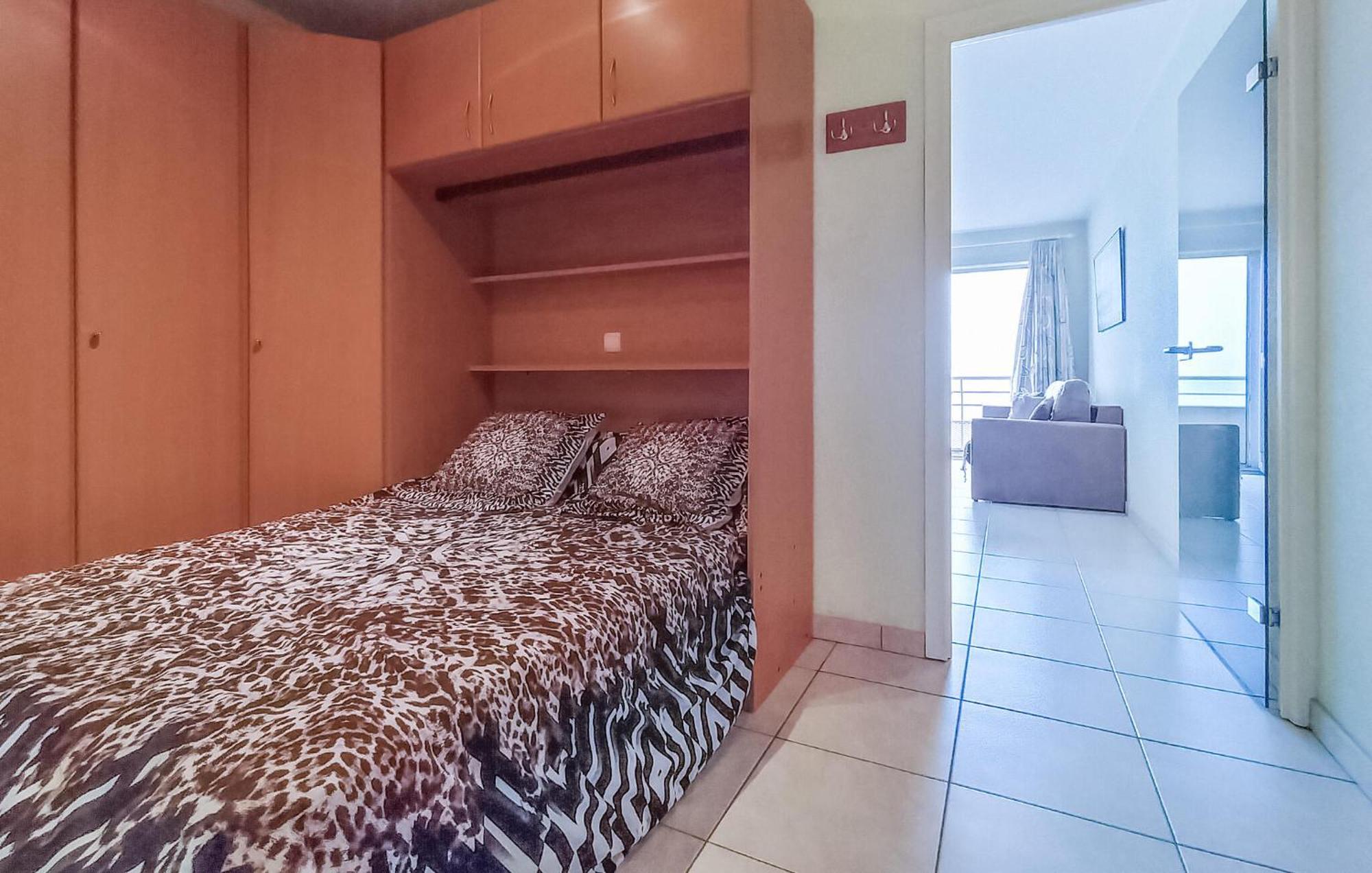 Awesome Apartment In Oostende With House Sea View Exterior foto